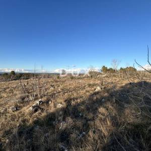 ŠIBENIK, BILICE – Građevinsko zemljište s pogledom na Prokljan, 970m2