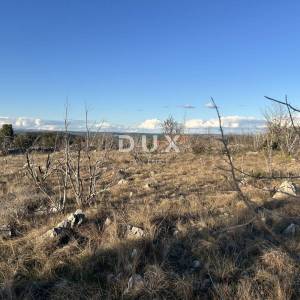 ŠIBENIK, BILICE – Građevinsko zemljište s pogledom na Prokljan, 970m2