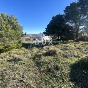 ŠIBENIK, JADRTOVAC – Građevinsko zemljište 824 m2 s pogledom na more