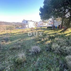 ŠIBENIK, JADRTOVAC – Građevinsko zemljište 824 m2 s pogledom na more