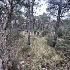 ŠIBENIK, JURASI – Građevinsko zemljište na rubu građevinske zone