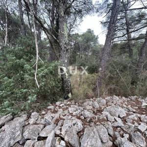ŠIBENIK, JURASI – Građevinsko zemljište na rubu građevinske zone