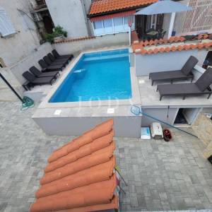 Šilo kuća sa 3 apartmana