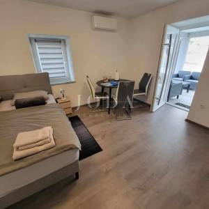 Šilo kuća sa 3 apartmana