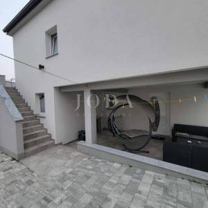 Šilo kuća sa 3 apartmana