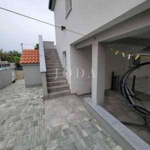 Šilo kuća sa 3 apartmana