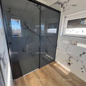 Šišan. Novoizgrađena kuća sa bazenom