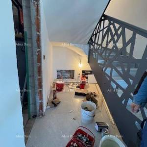 Šišan. Novoizgrađena kuća sa bazenom