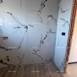 Šišan. Novoizgrađena kuća sa bazenom