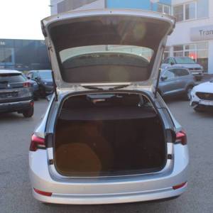 Škoda Octavia Combi 2.0 TDi DSG *LED, NAVIGACIJA*