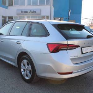 Škoda Octavia Combi 2.0 TDi DSG *LED, NAVIGACIJA*