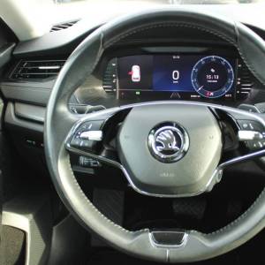 Škoda Octavia Combi 2.0 TDi DSG *LED, NAVIGACIJA*