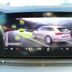 Škoda Octavia Combi 2.0 TDi DSG 150ks *LED, NAVIGACIJA*