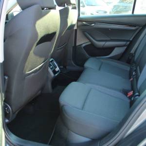 Škoda Octavia Combi 2.0 TDi DSG 150ks *LED, NAVIGACIJA*