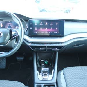 Škoda Octavia Combi 2.0 TDi DSG 150ks *LED, NAVIGACIJA*