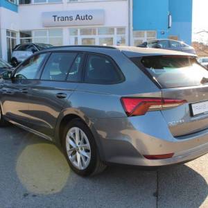 Škoda Octavia Combi 2.0 TDi DSG 150ks *LED, NAVIGACIJA*