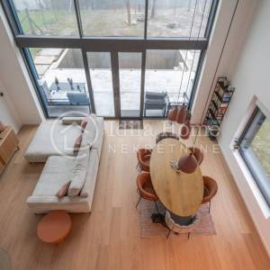 Skrad/gorski kotar/urbana vila s bazenom/NOVOGRADNJA!