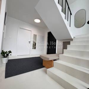 Skrad/gorski kotar/urbana vila s bazenom/NOVOGRADNJA!