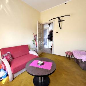 Škurinje, dvosoban stan s balkonom