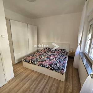 Škurinje, uređen stan podijeljen na dvije jedinice