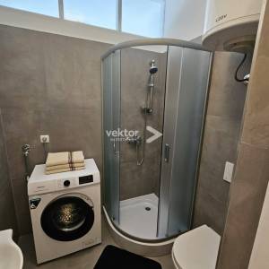 Škurinje, uređen stan podijeljen na dvije jedinice