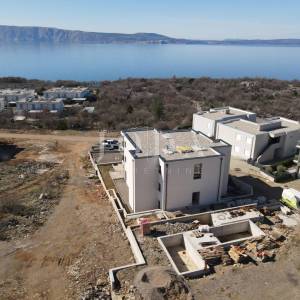 Smokvica-Trosobni apartman s bazenom