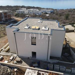 Smokvica-Trosobni apartman s bazenom