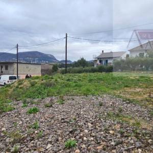 Solin najam građevinskog zemljišta 900 m2 + mogućnost gradnje