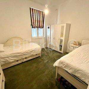 Split, Grad trosoban 117 m2, 3 terase, vrt, garaža, pomoćna kuća