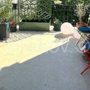 Split, Grad trosoban 117 m2, 3 terase, vrt, garaža, pomoćna kuća