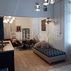 Split, Grad trosoban 117 m2, 3 terase, vrt, garaža, pomoćna kuća