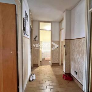 Srdoči, 3-soban s lođom