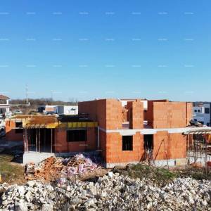 Stan S4 na 1. katu novogradnji u Kanfanaru