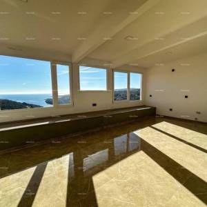 Stan u Dugoj Uvali: udobnost i priroda na dohvat ruke, 500 m od mora