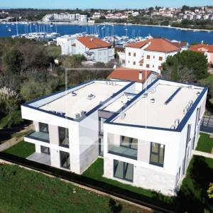 Stan u prizemlju s dvorištem - spremno za useljenje