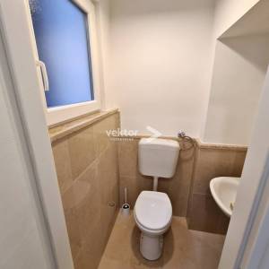 Strogi centar, poslovni prostor, 1.kat