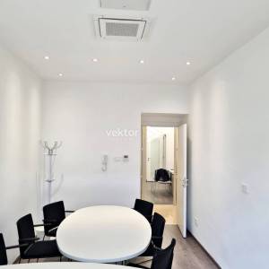 Strogi centar, poslovni prostor, 1.kat