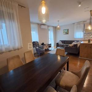 Strožanac, 1. iznajmljivanje, novonamješteno ,parking