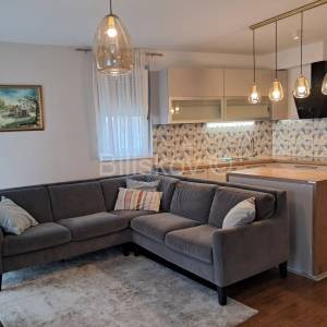 Strožanac, 1. iznajmljivanje, novonamješteno ,parking