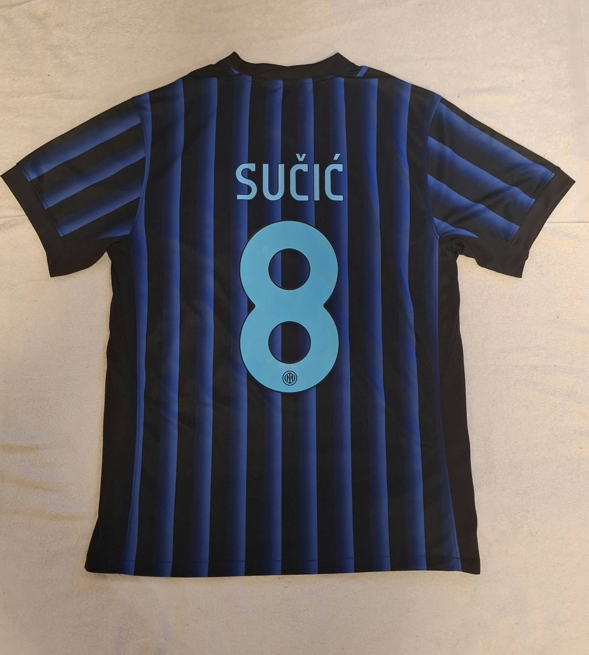 Sučić Inter 25/26 L domaci dres