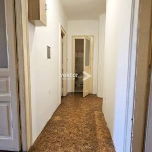 Sušak, prostran 4-soban stan s velikom terasom