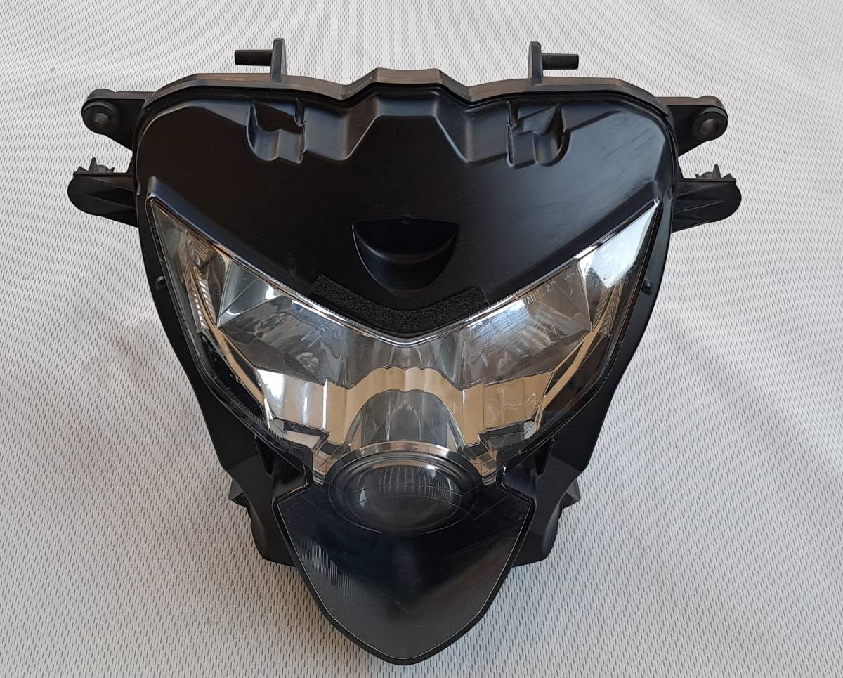 SUZUKI GSX-R 600/750 - Prednji far