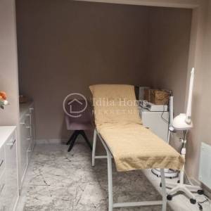 SVETA NEDELJA – RAKITJE |450 m²| 3 STANA + 2 POSLOVNA PROSTORA | TOP LOKACIJA