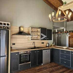 Svetvinčenat, moderna novogradnja s bazenom