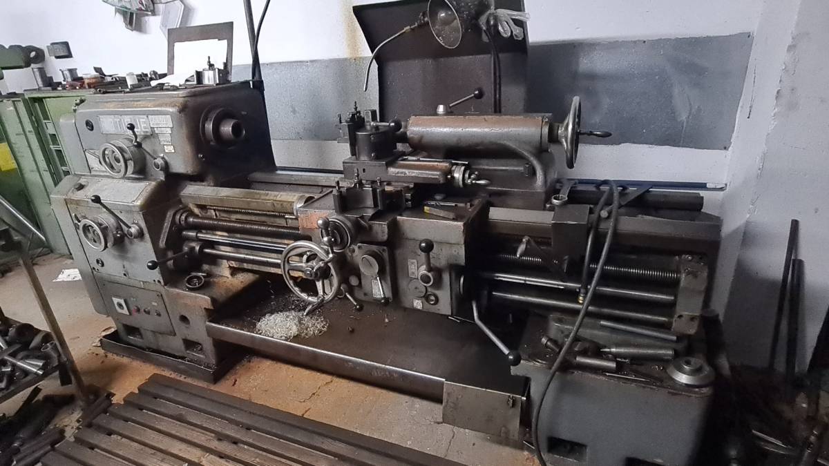 Tokarski stroj ADA Potisje  *** PA501M*** u vrlo dobrom stanju
