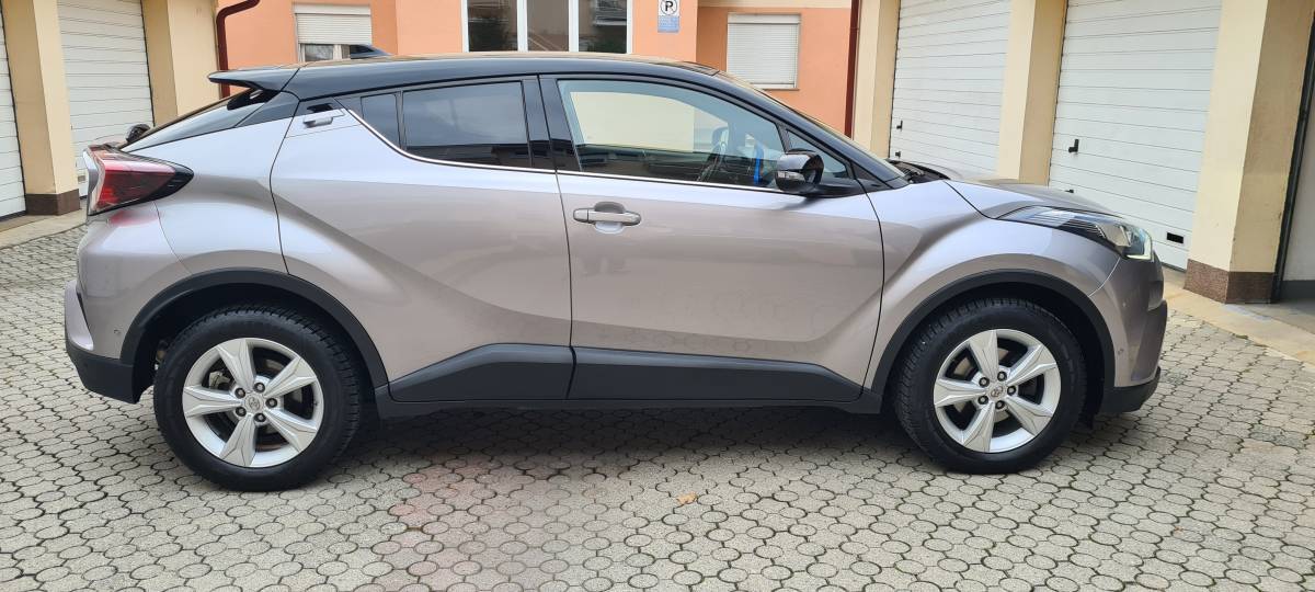 Toyota chr 1.2 turbo