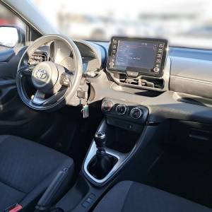 Toyota Yaris 1.5 VVT-iE HB 5D M/T6 SOL - 3 godine jamstva