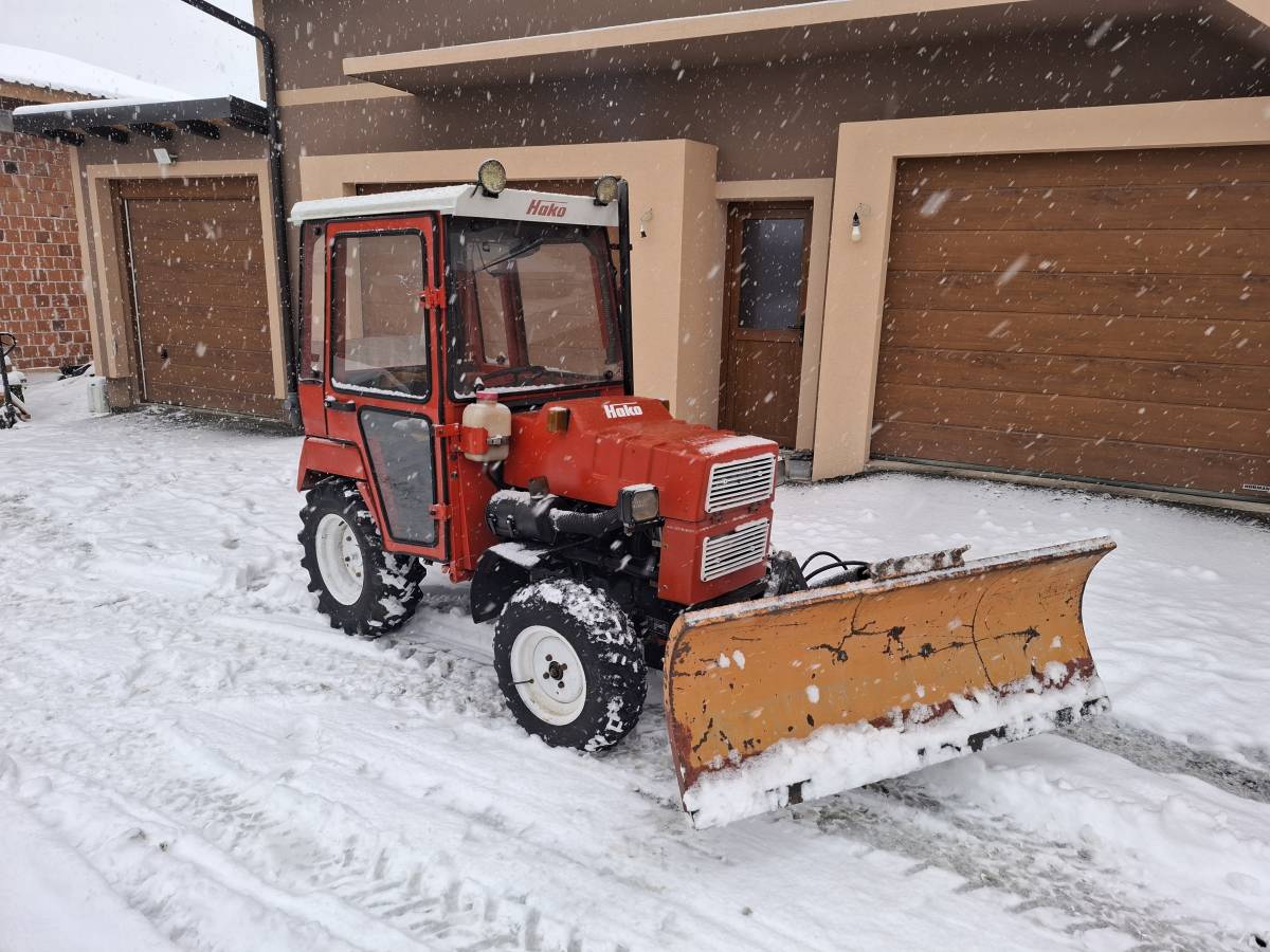 Traktor Hako 3800D+ ralica