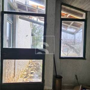 Tri kuće na parceli s pogledom na more 