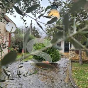 Tri kuće na parceli s pogledom na more 